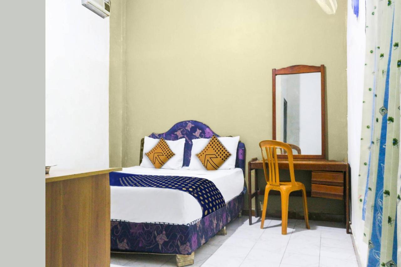 Spot On 91212 Hotel Kelimutu كوبانغ المظهر الخارجي الصورة